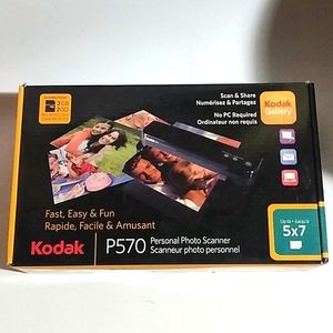 NWT Personal Photo Scanner✨